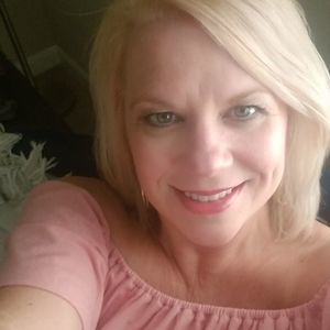 Meet your Posher, Lynn